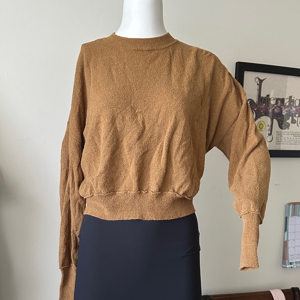 O’Neil cropped Brown Long Sleeve Sweater